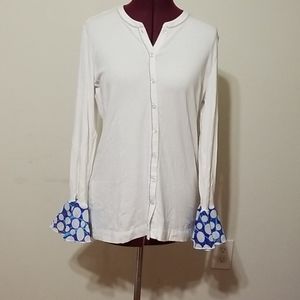 Beautiful shirt by pearly vine